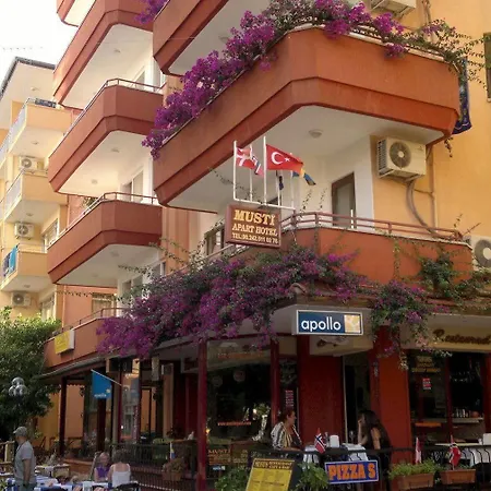 Aparthotel Musti 3*